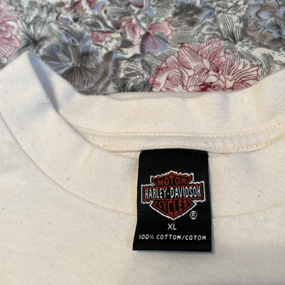 Vintage HD Tshirt-XL - Picture 7 of 7